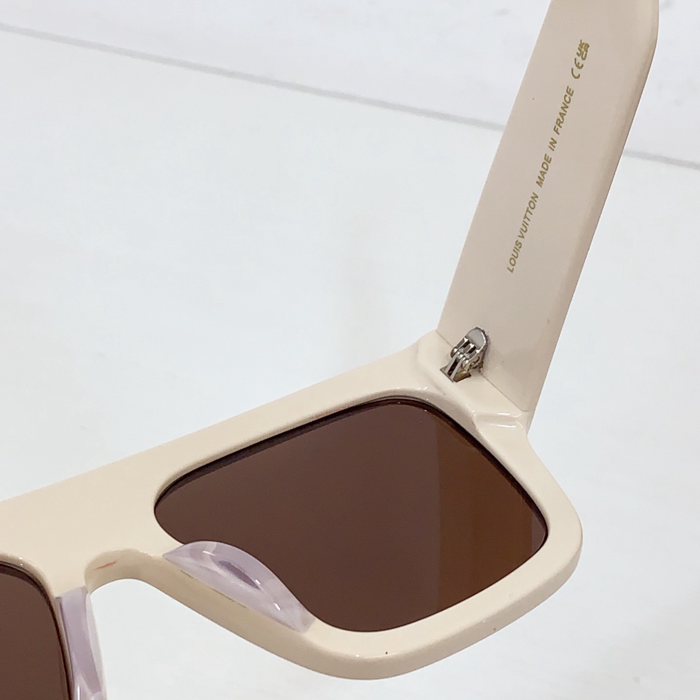 L*ouis V*uitton Glasses