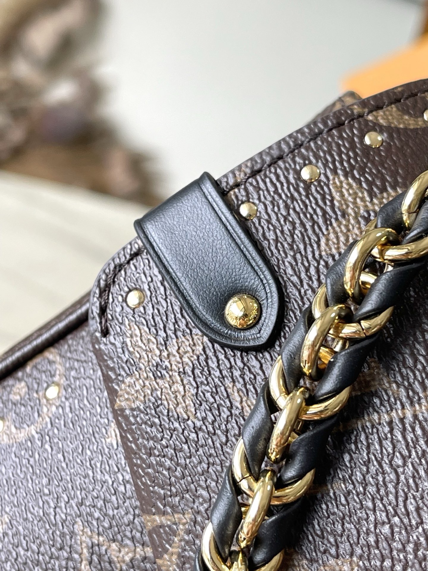 L*ouis V*uitton Top Bag