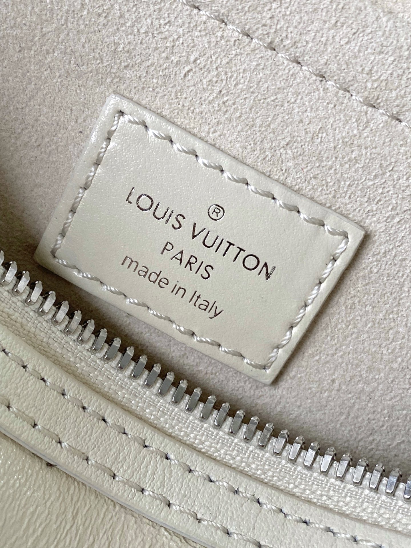 L*ouis V*uitton Top Bag
