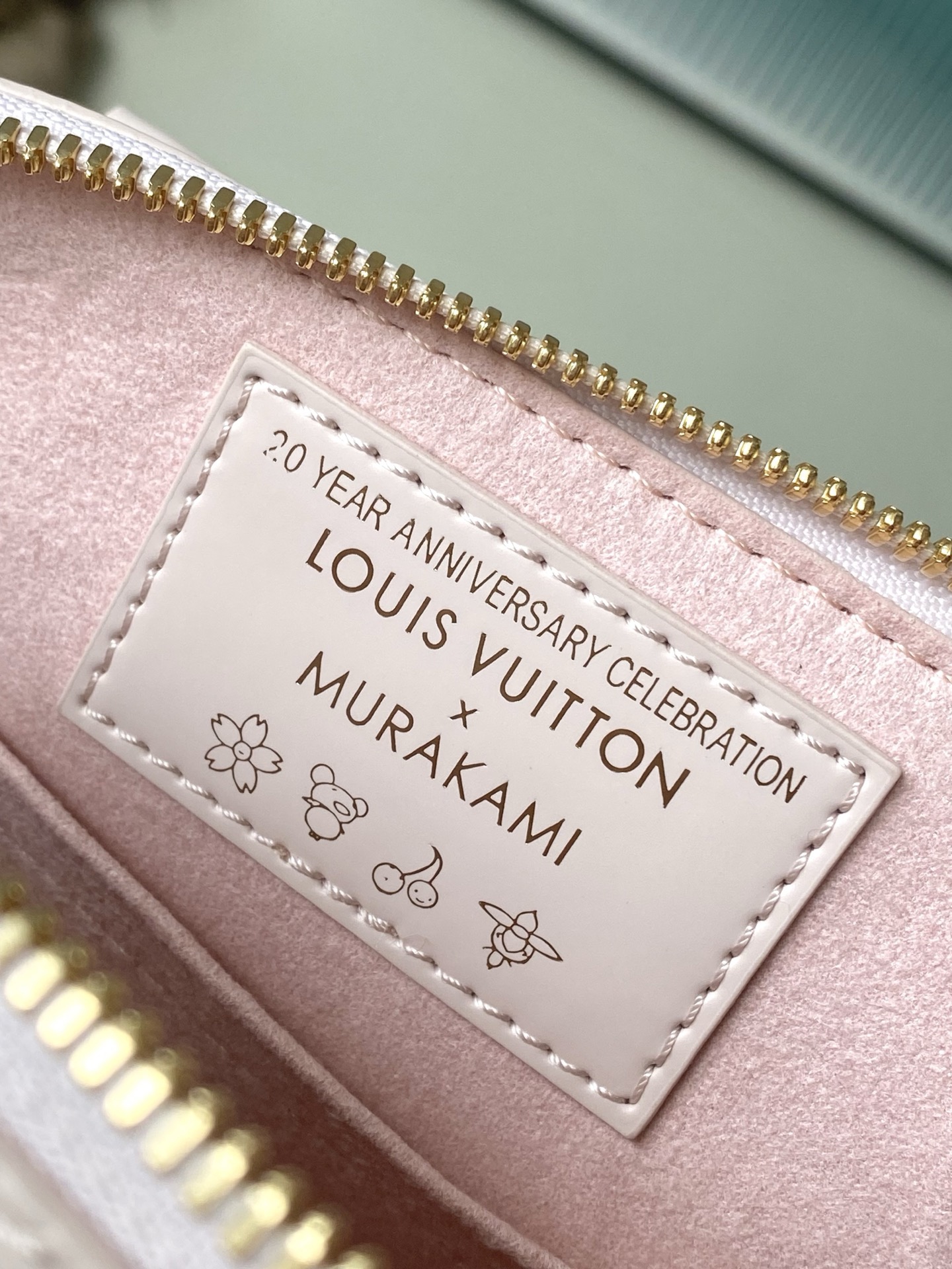 L*ouis V*uitton Top Bag