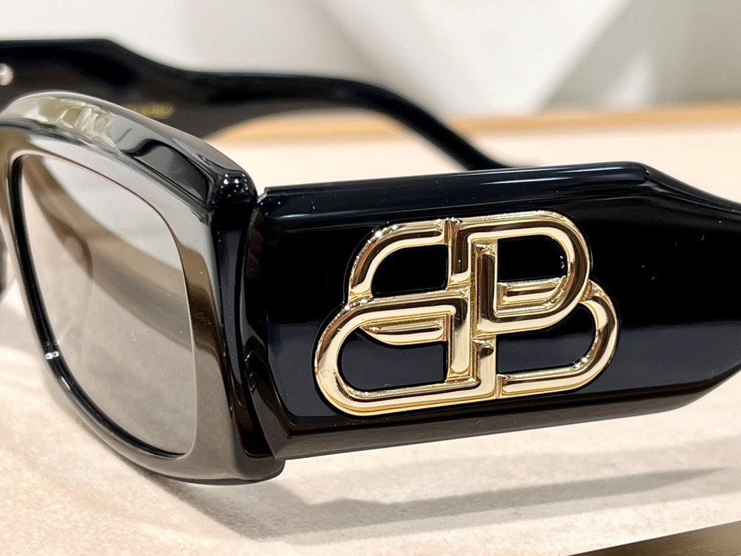 Top Quality B*alenciaga Glasses