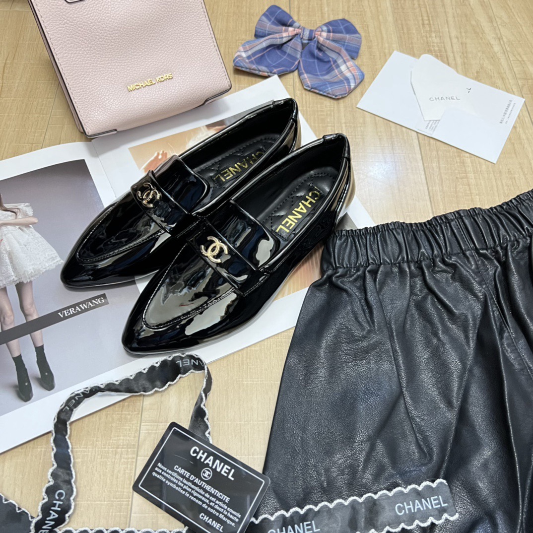 Women Top Quality C*hanel shoes