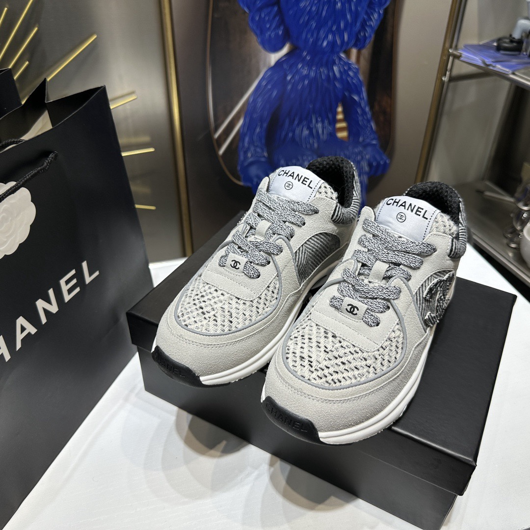 Women Top Quality C*hanel shoes