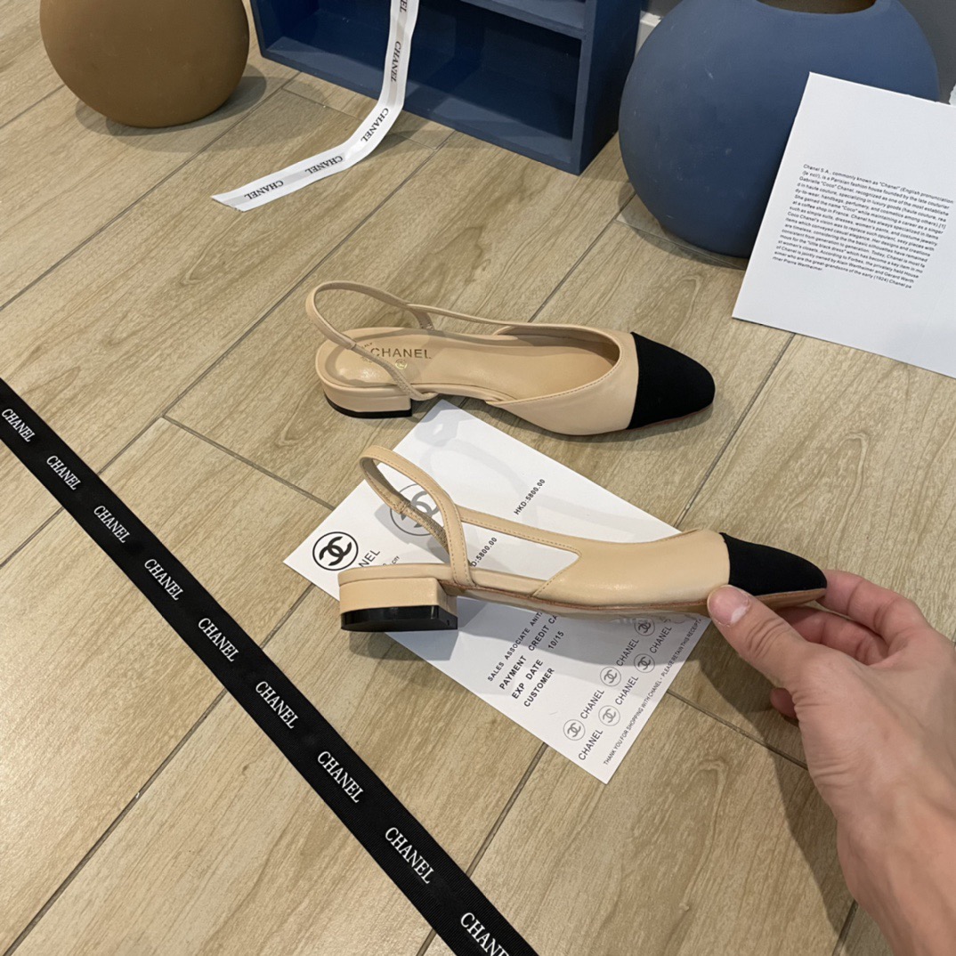 Women Top Quality C*hanel shoes