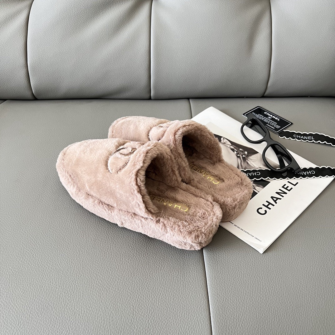 Women Top Quality C*hanel shoes