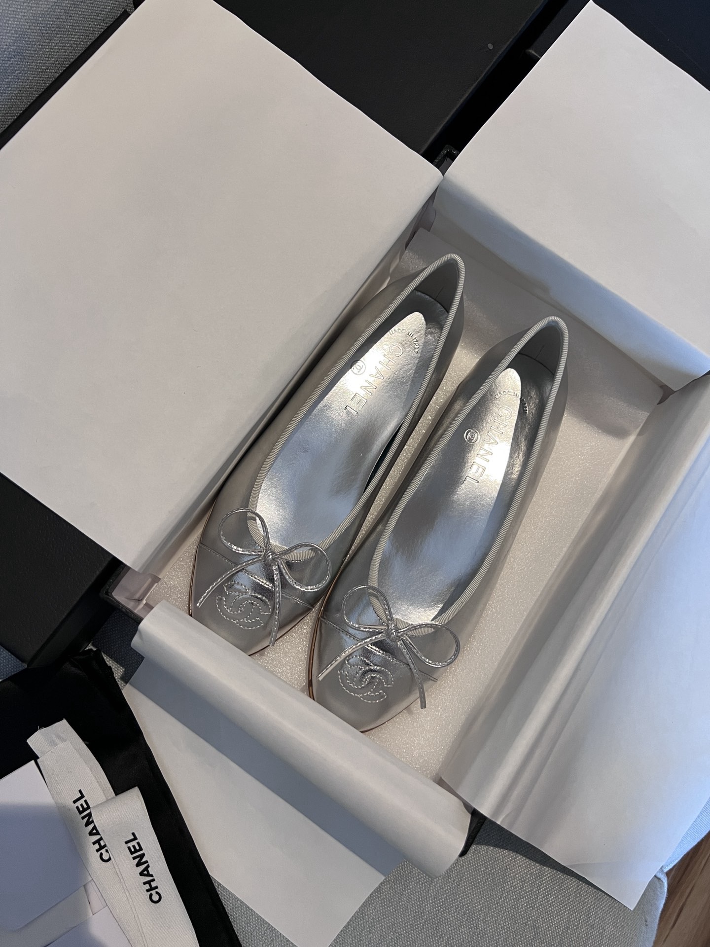 Women Top Quality C*hanel shoes