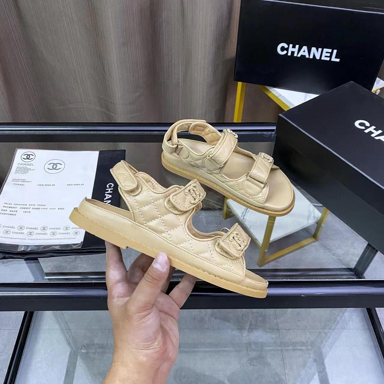 Women Top Quality C*hanel shoes