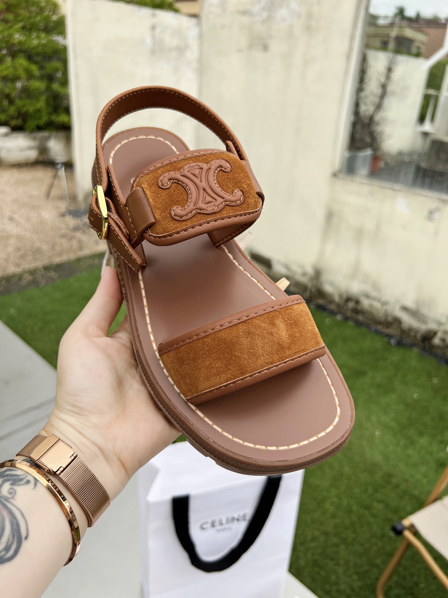 Women Top Quality C*eline shoes