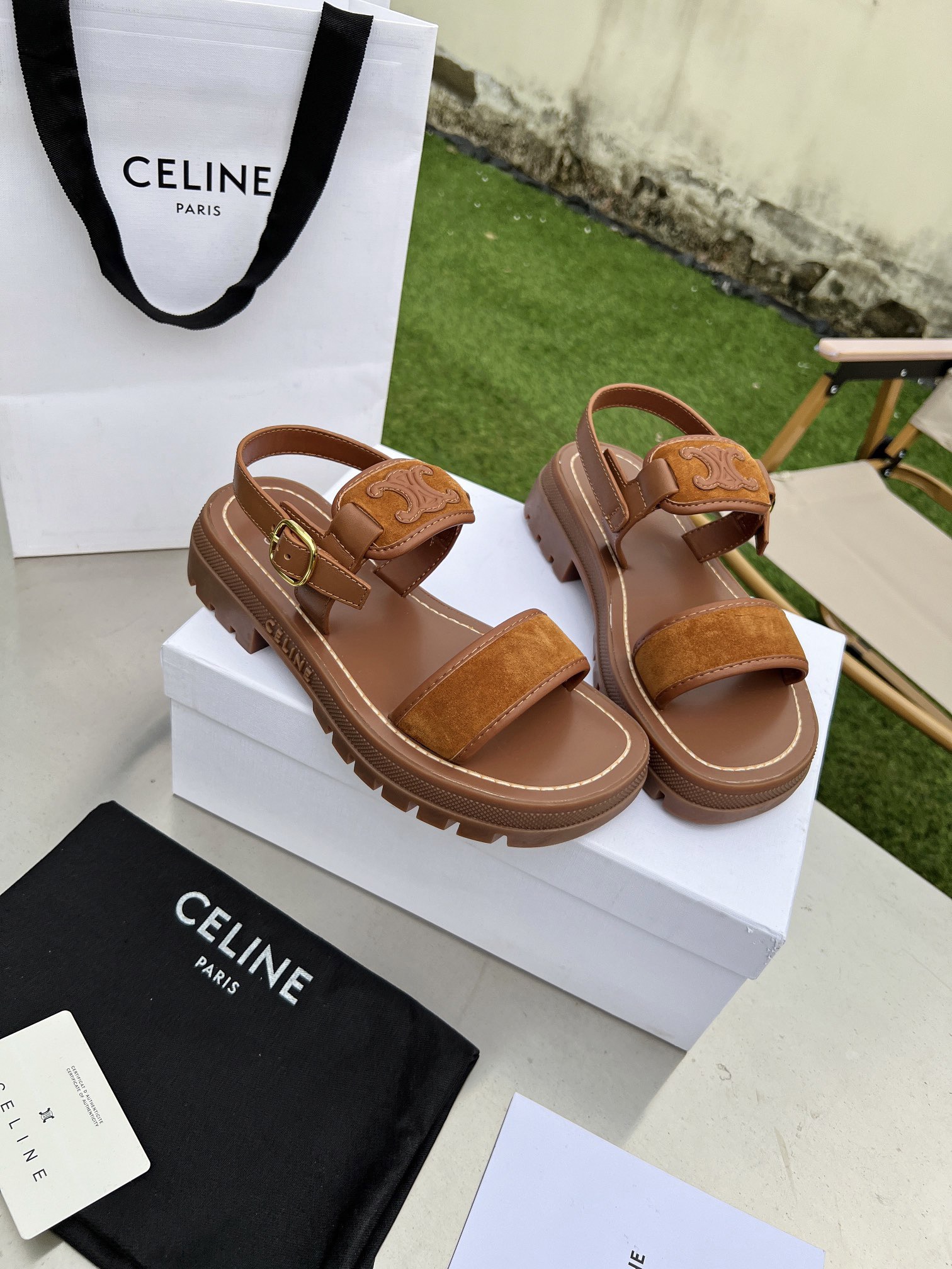 Women Top Quality C*eline shoes