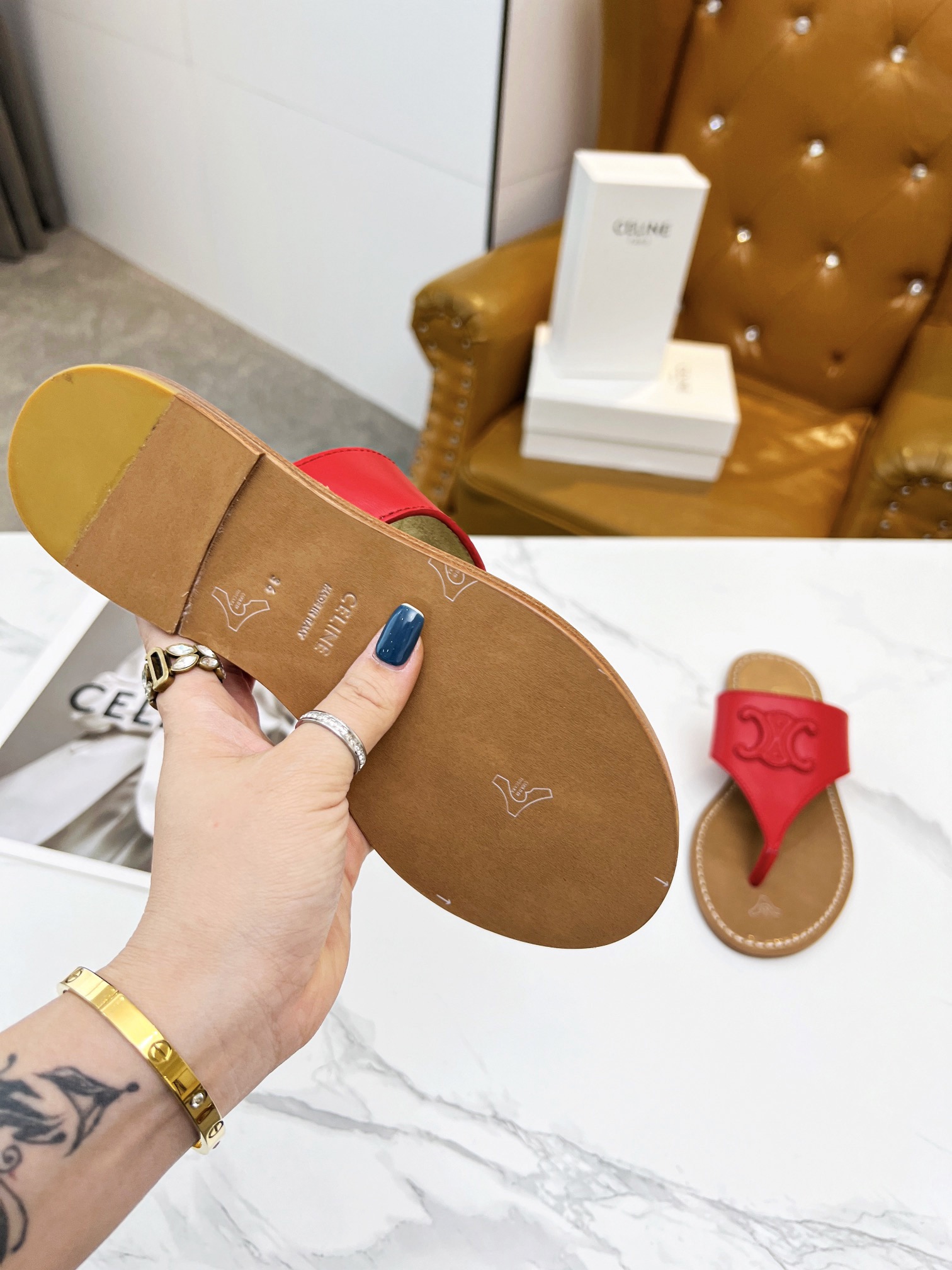 Women Top Quality C*eline shoes