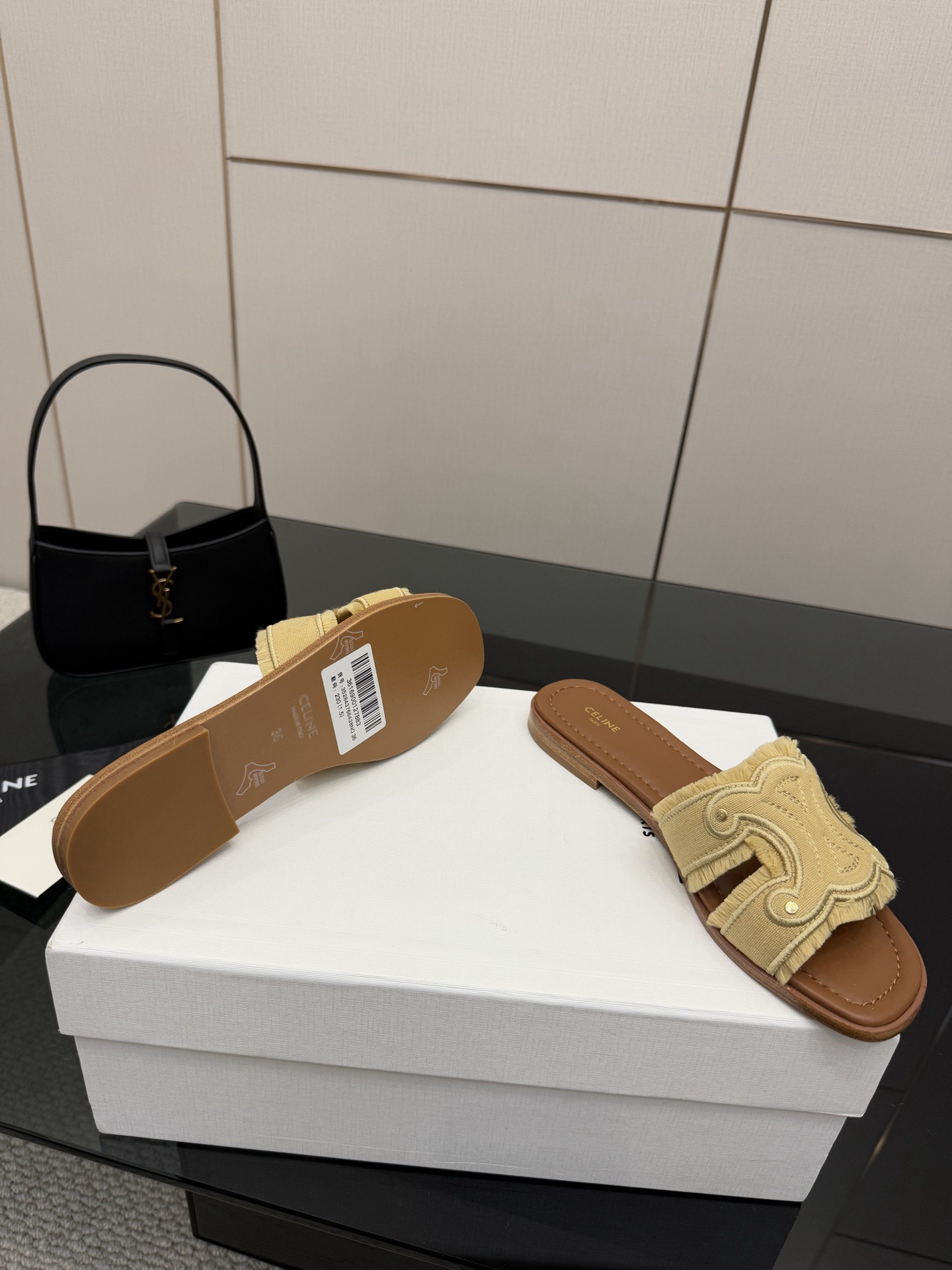 Women Top Quality C*eline shoes