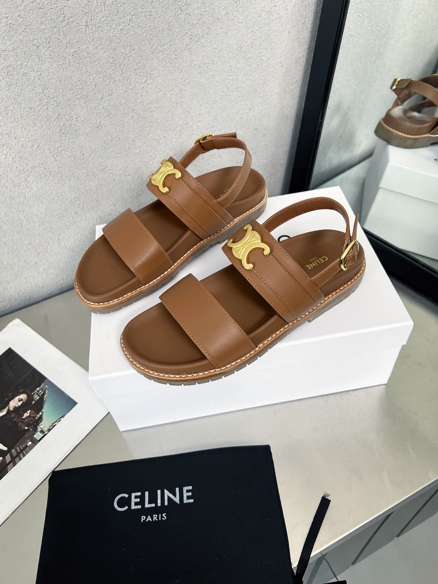 Women Top Quality C*eline shoes