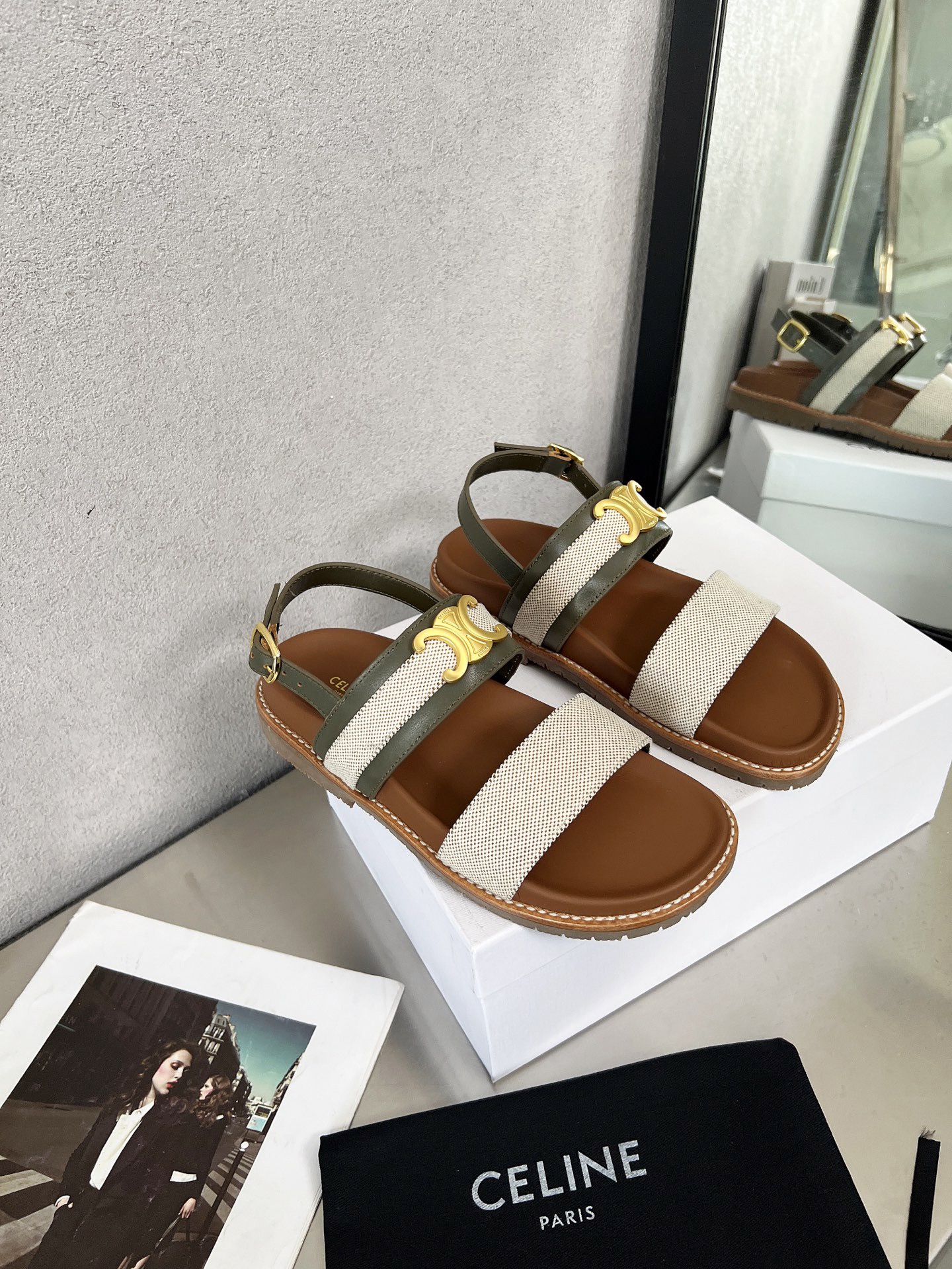 Women Top Quality C*eline shoes