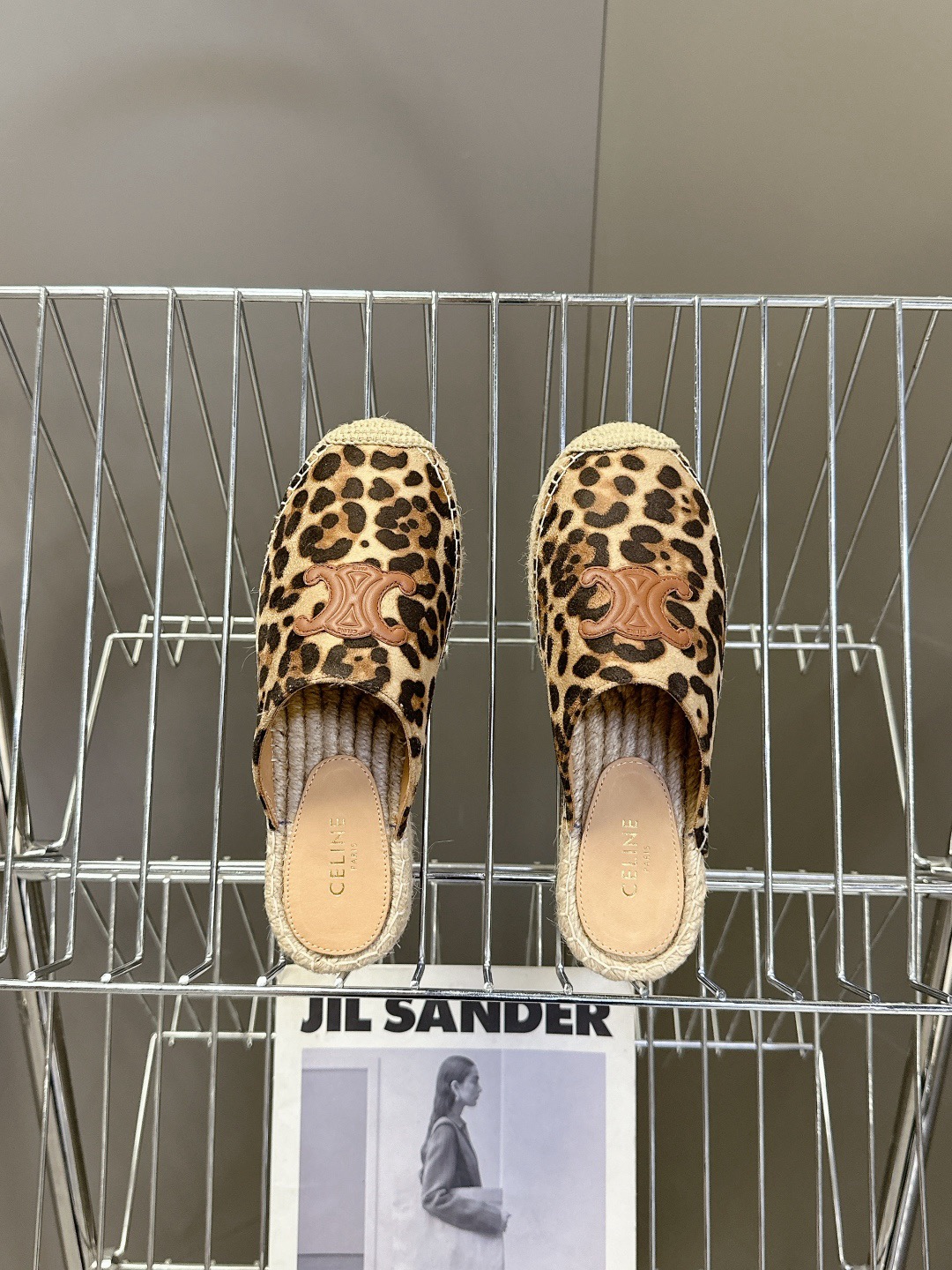 Women Top Quality C*eline shoes