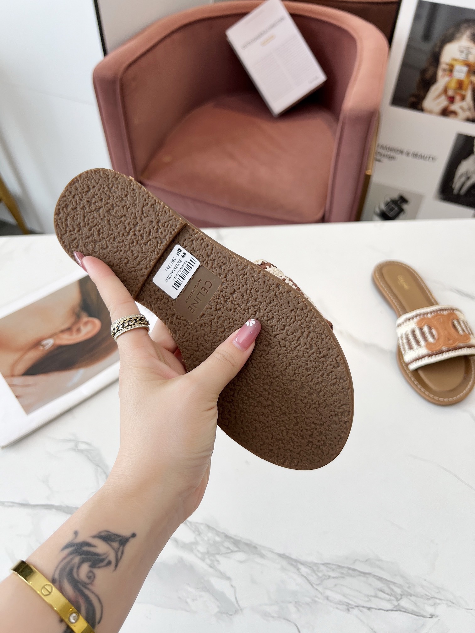 Women Top Quality C*eline shoes