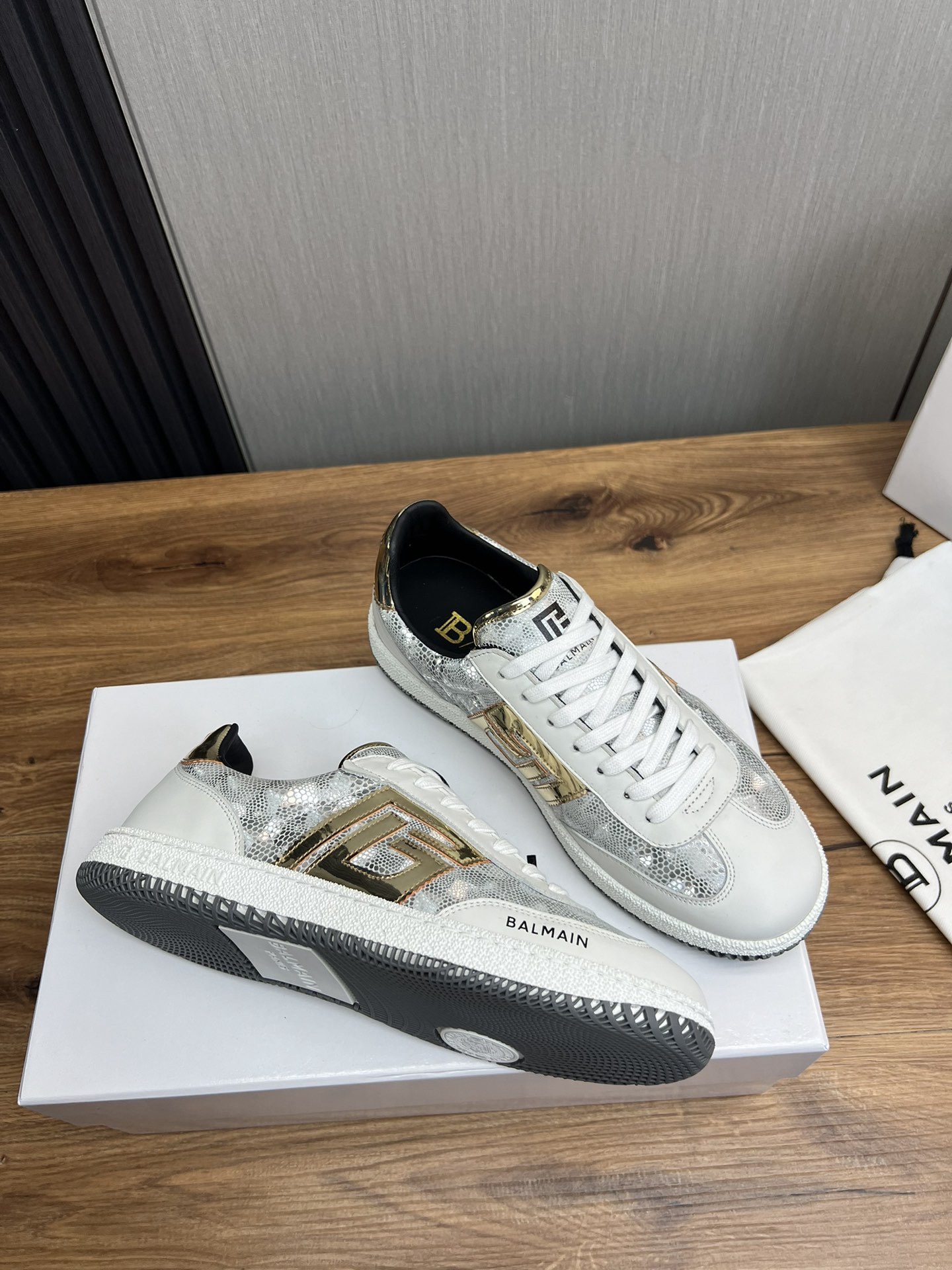 Women Men Top Quality B*almain shoes