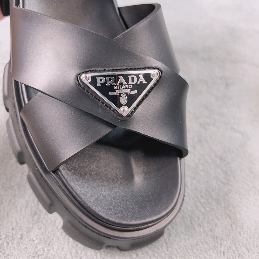 Women Top Quality P*rada shoes