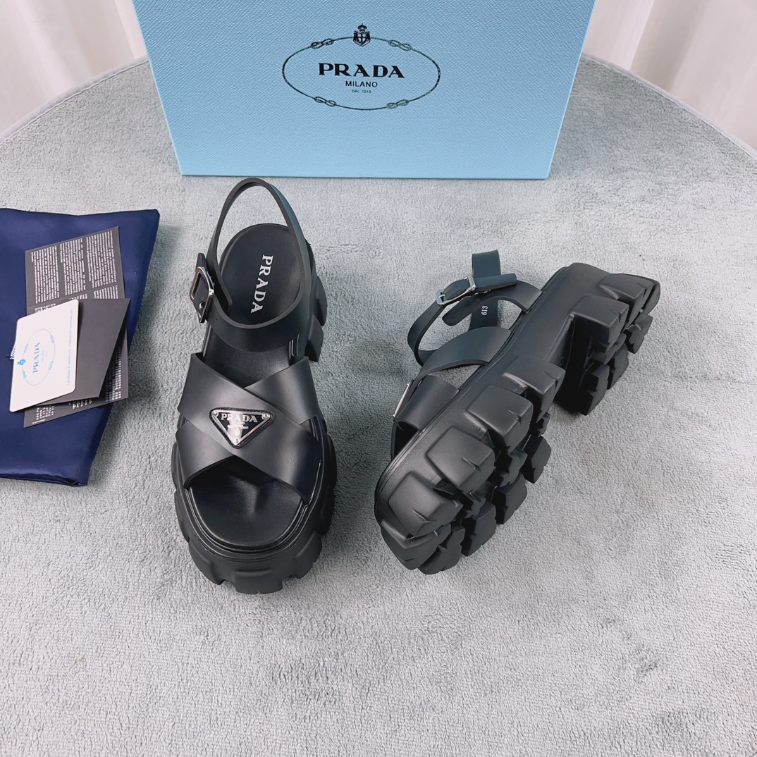 Women Top Quality P*rada shoes