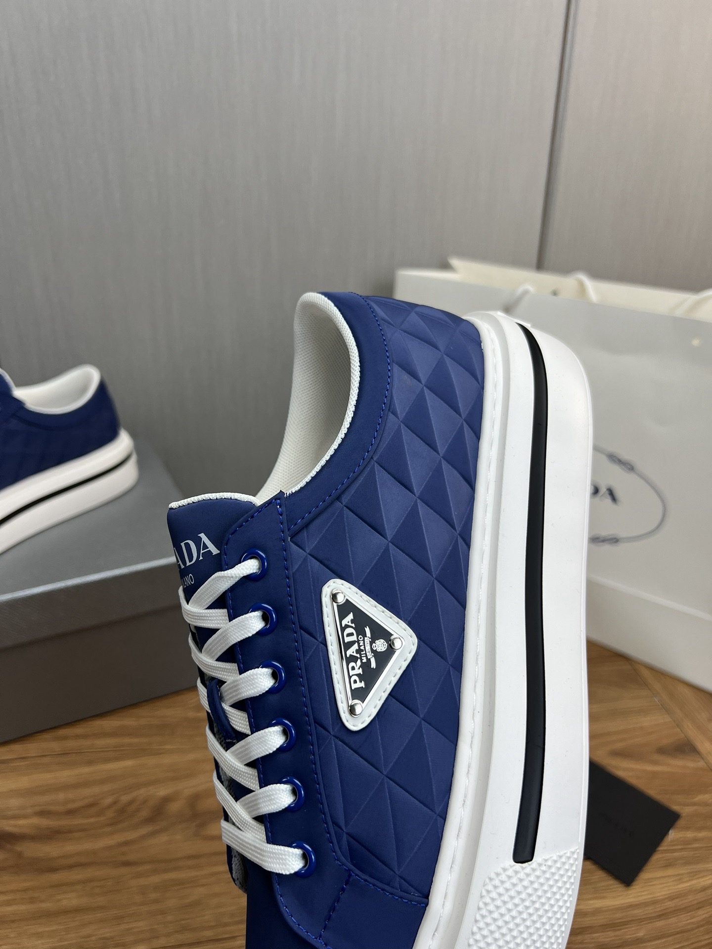 Women Men Top Quality P*rada shoes