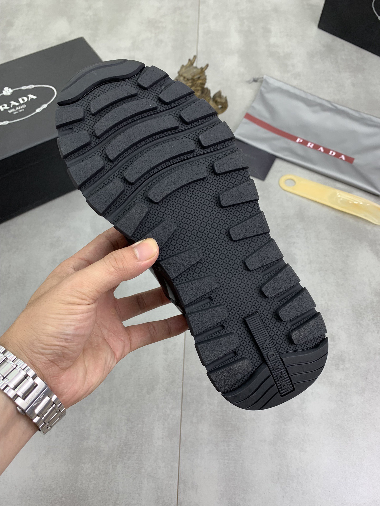 Women Men Top Quality P*rada shoes