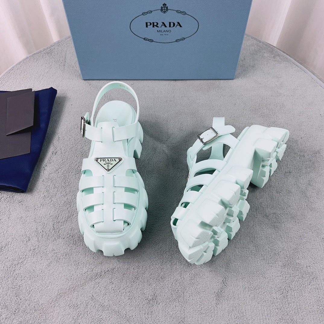 Women Top Quality P*rada shoes