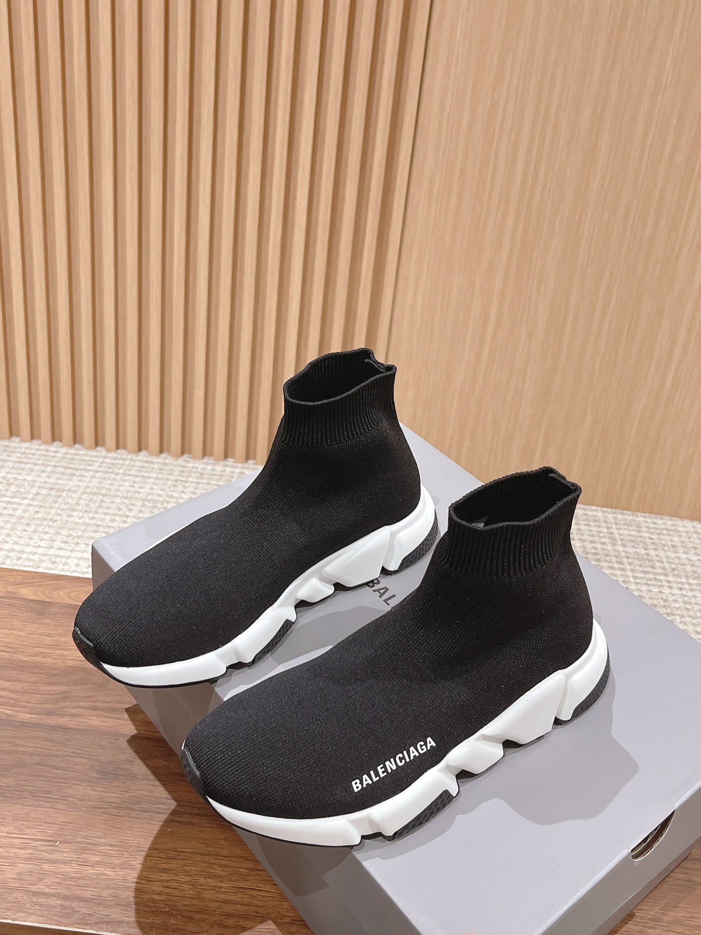 Men Women size 35-45 A*lexander M*cqueen Sneaker Top Quality 1:1