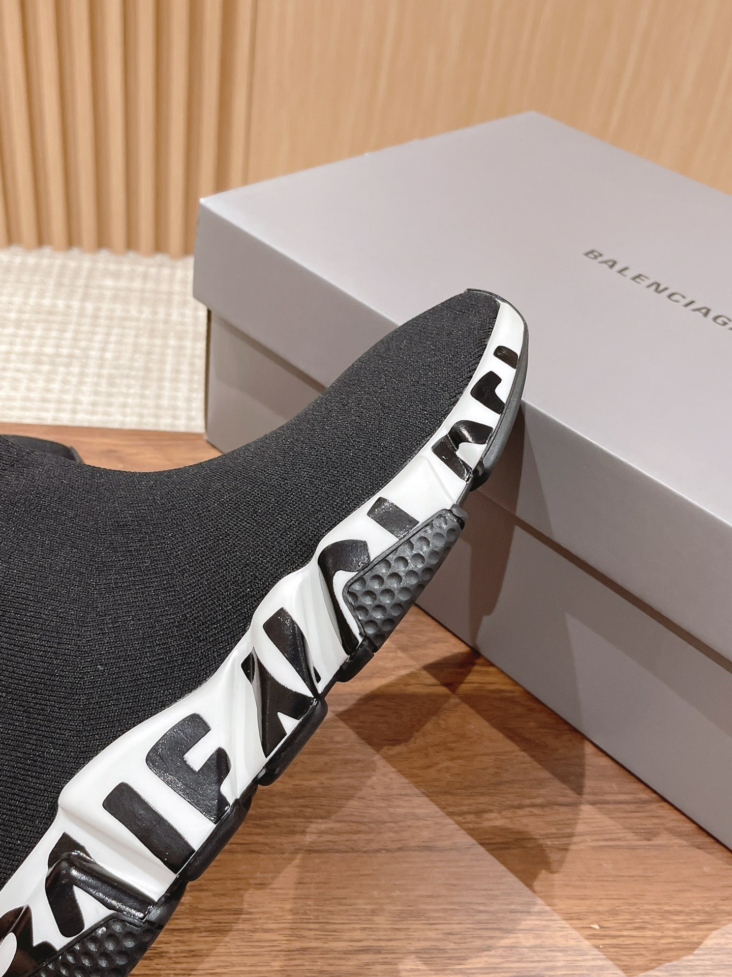 Men Women size 35-45 A*lexander M*cqueen Sneaker Top Quality 1:1