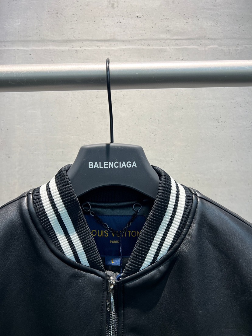 L*V Louis Vuitt*on Top Quality 1:1 Jacket