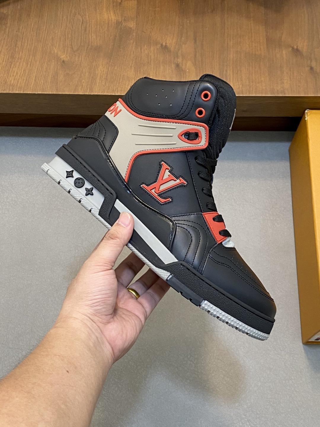 Men L*ouis V*uitton Top Sneaker L*V Shoes