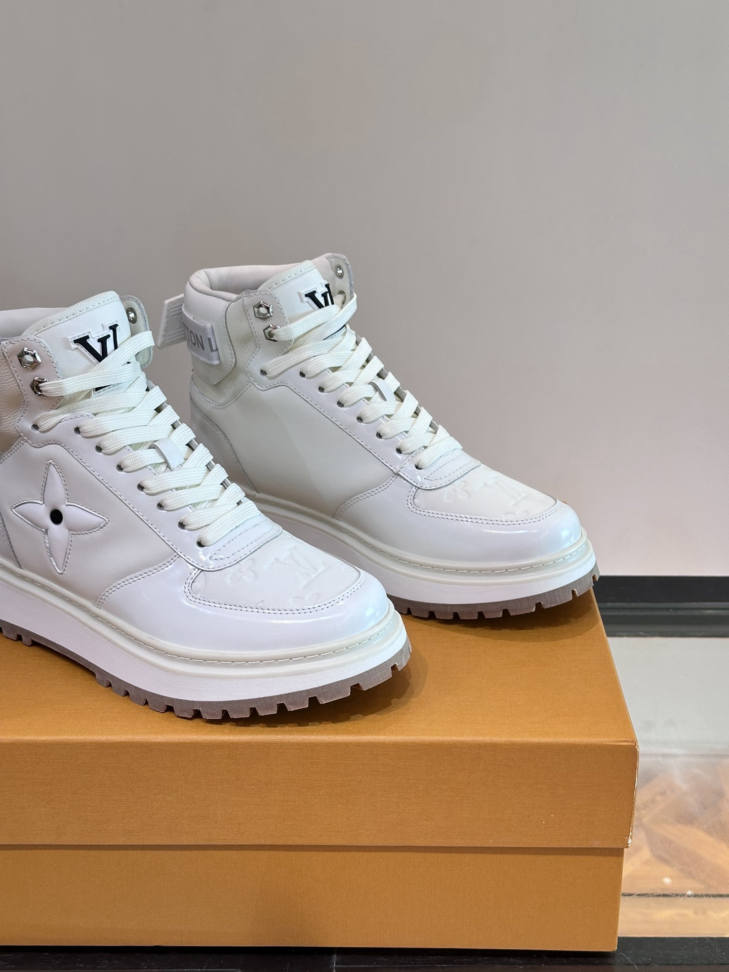 Men L*ouis V*uitton Top Sneaker L*V Shoes