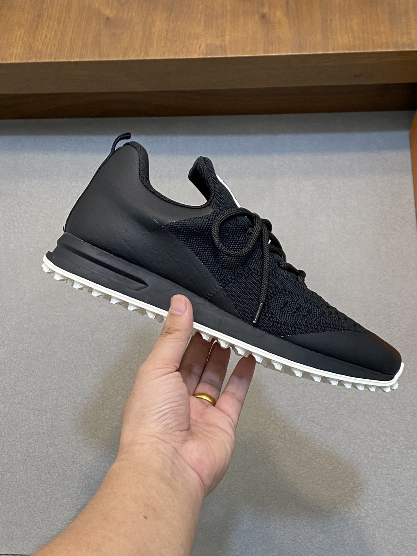 Men L*ouis V*uitton Top Sneaker L*V Shoes